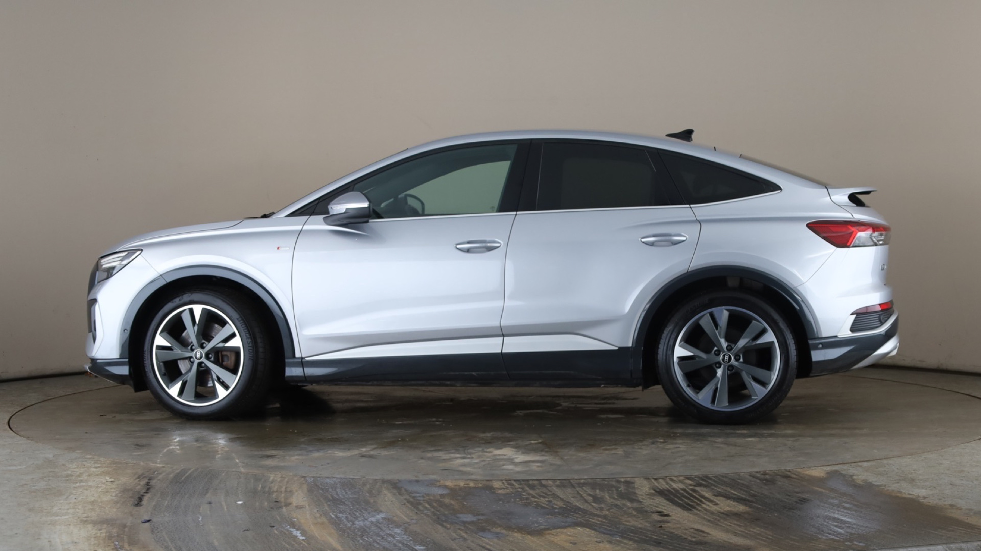 150kW 40 82.77kWh S Line 5dr Auto
