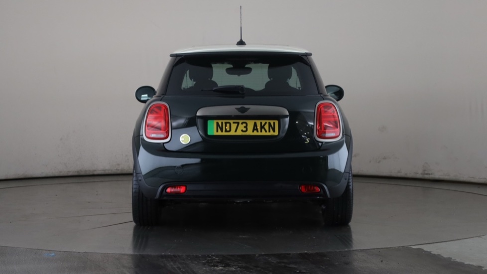 MINI HATCHBACK Image 4