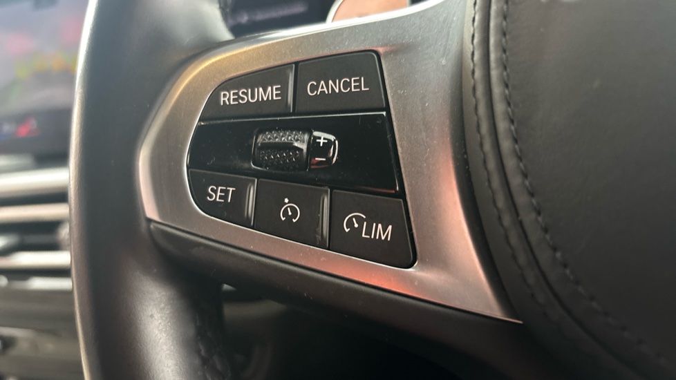 BMW 3 SERIES cruise control