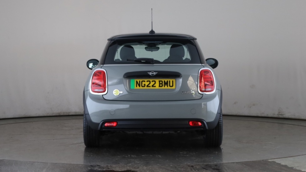 MINI HATCHBACK Image 4