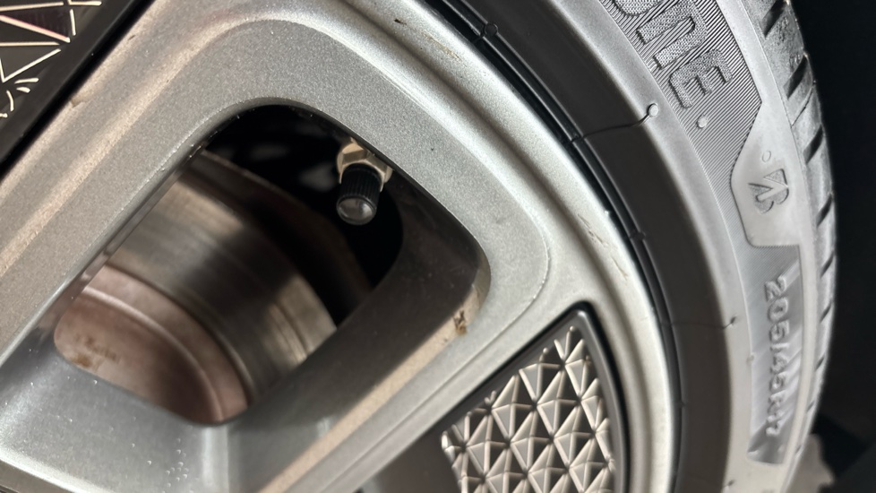MINI HATCHBACK scuff