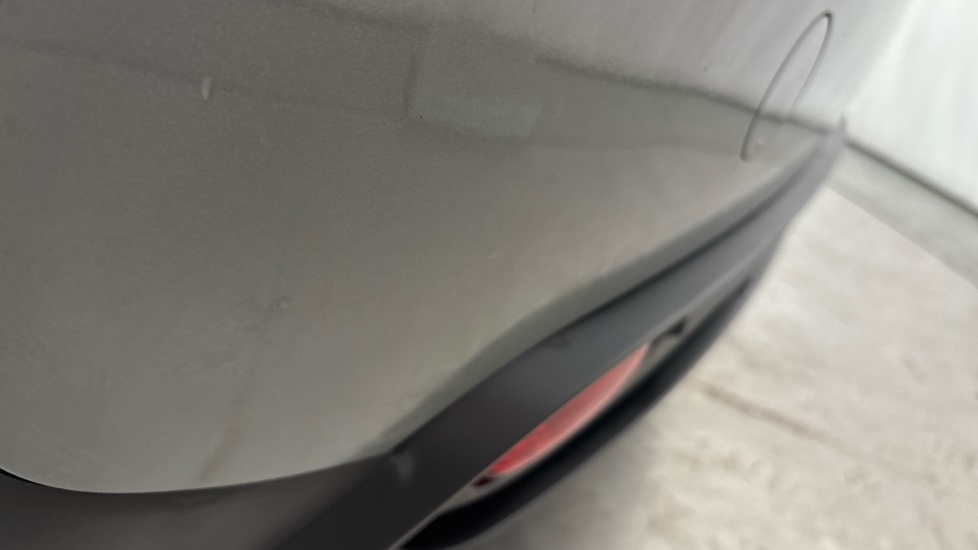 MINI HATCHBACK chips and dent