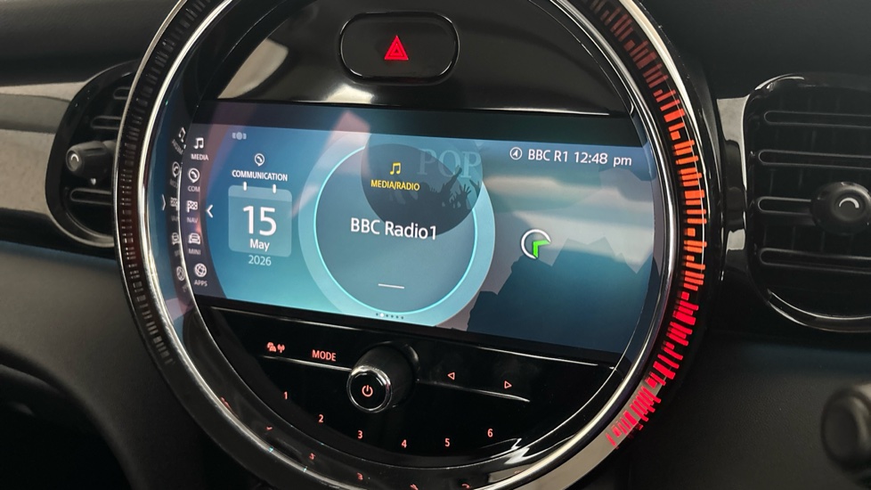 MINI HATCHBACK Image 12