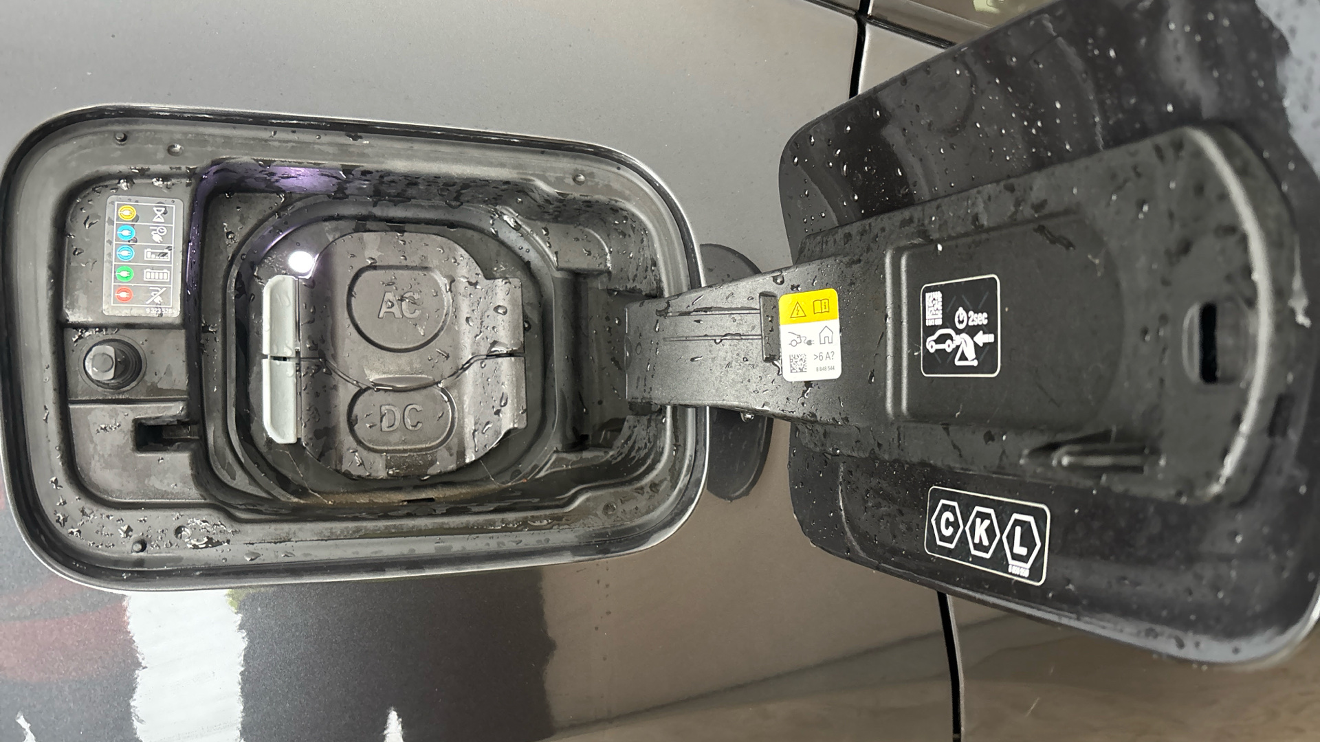 4020816 210kW M Sport 80kWh 5dr Auto