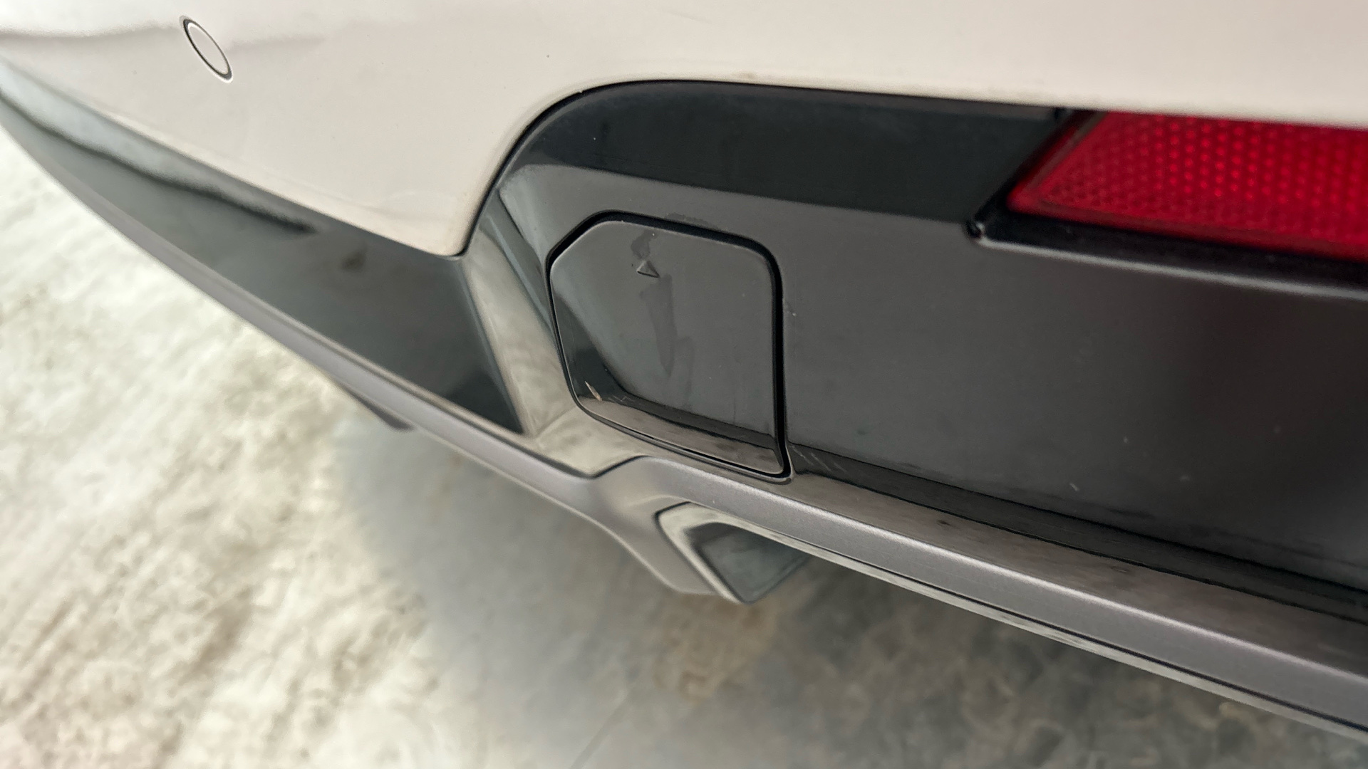 4020613 210kW M Sport 80kWh 5dr Auto