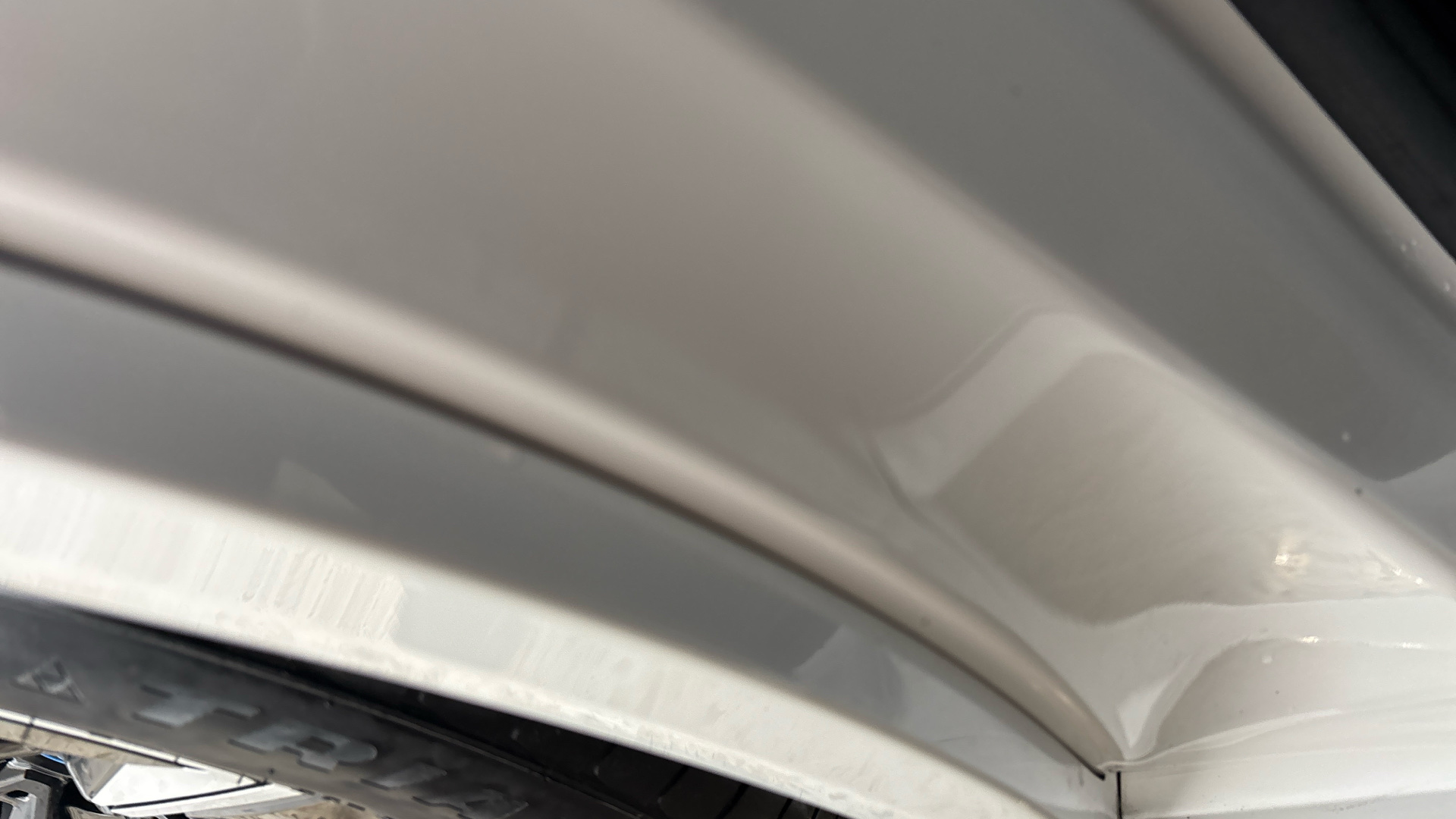 4020620 210kW M Sport 80kWh 5dr Auto