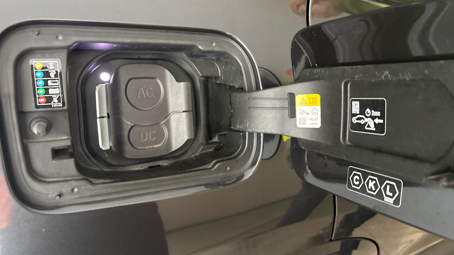 4028224 210kW M Sport 80kWh 5dr Auto