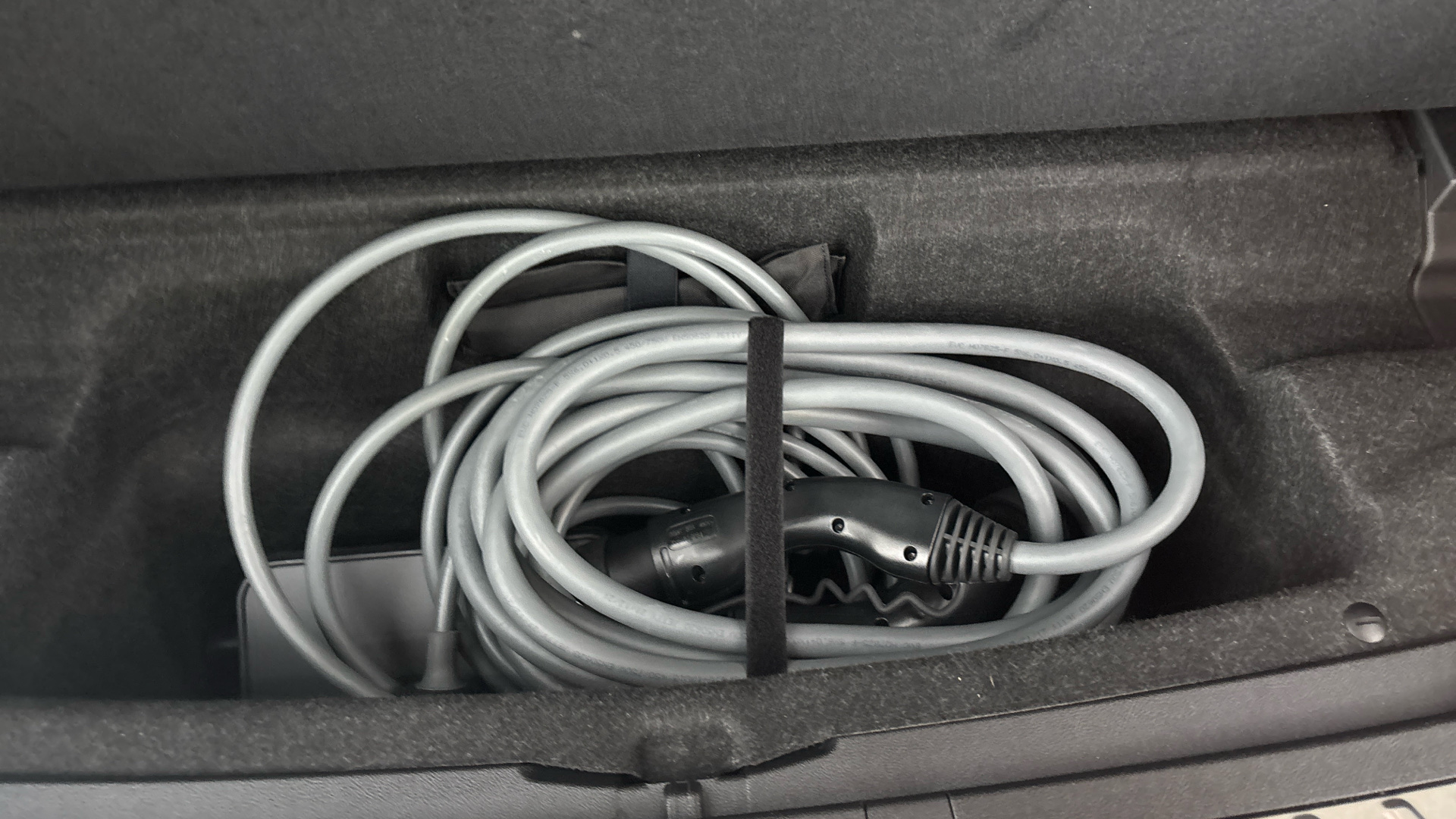 4028224 210kW M Sport 80kWh 5dr Auto