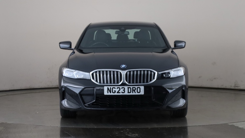 BMW 3 SERIES Image 8
