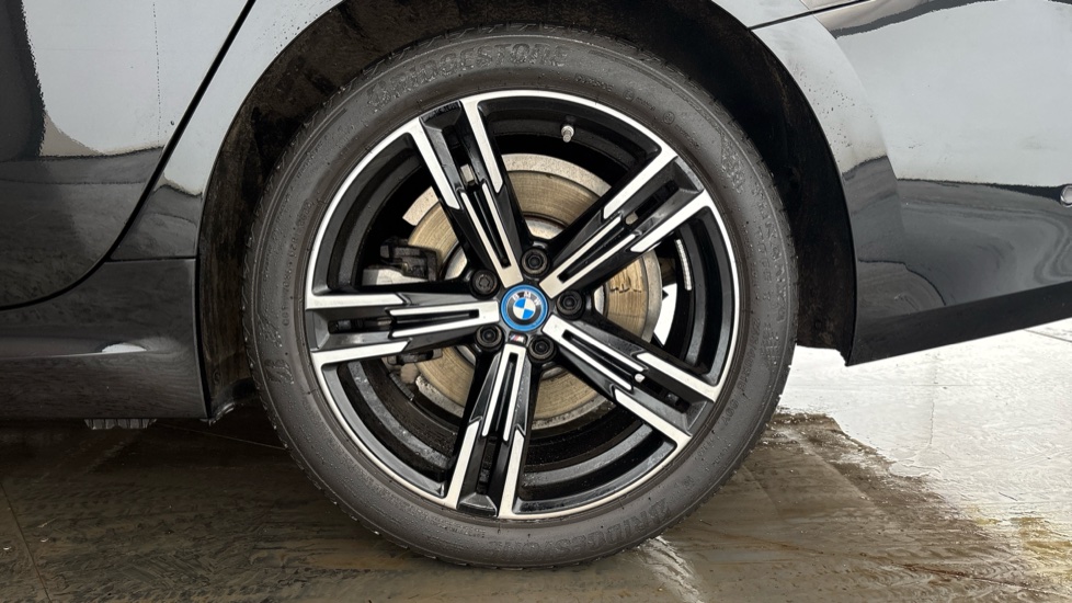 BMW 3 SERIES Image 18