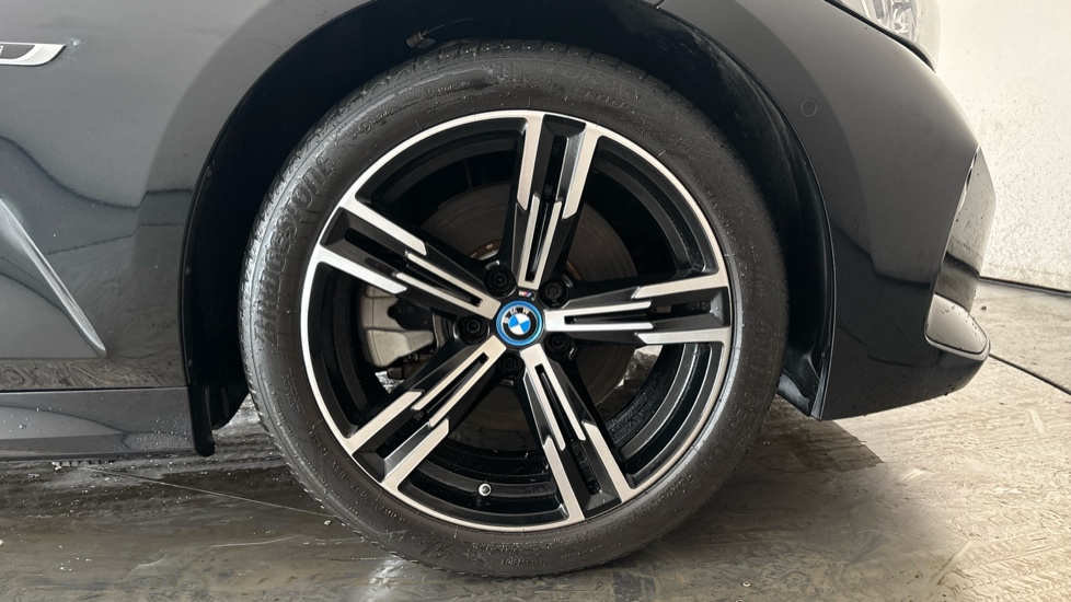 BMW 3 SERIES Image 20