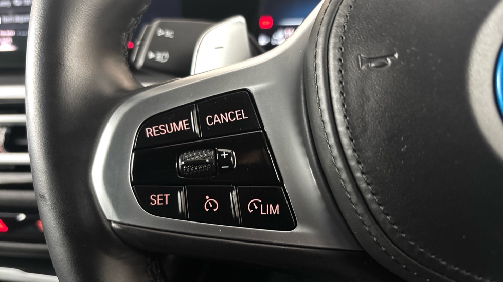 BMW 3 SERIES Cruise control