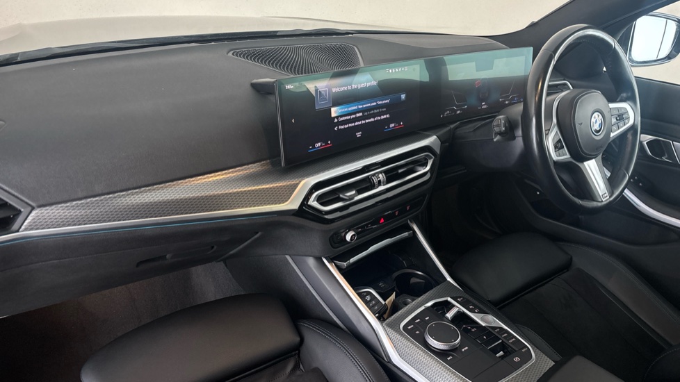 BMW 3 SERIES Image 10
