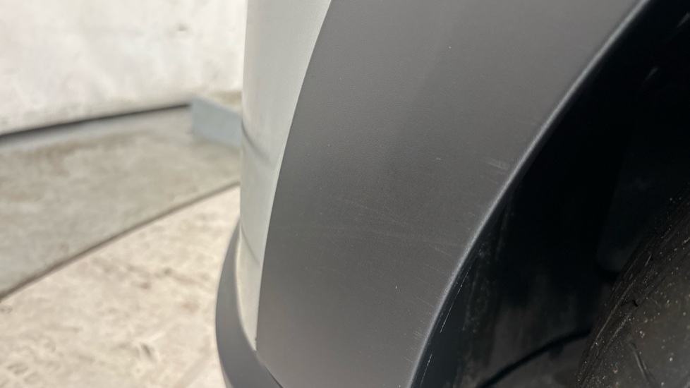 MINI HATCHBACK Scuff