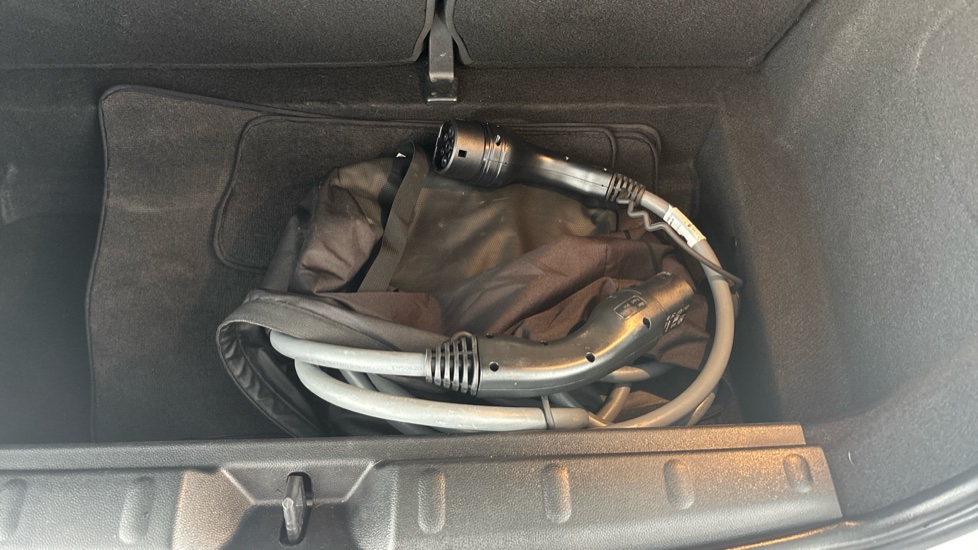 MINI HATCHBACK Image 22