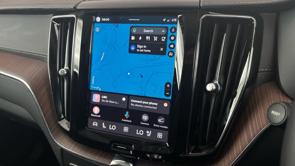 VOLVO XC60 Image 12