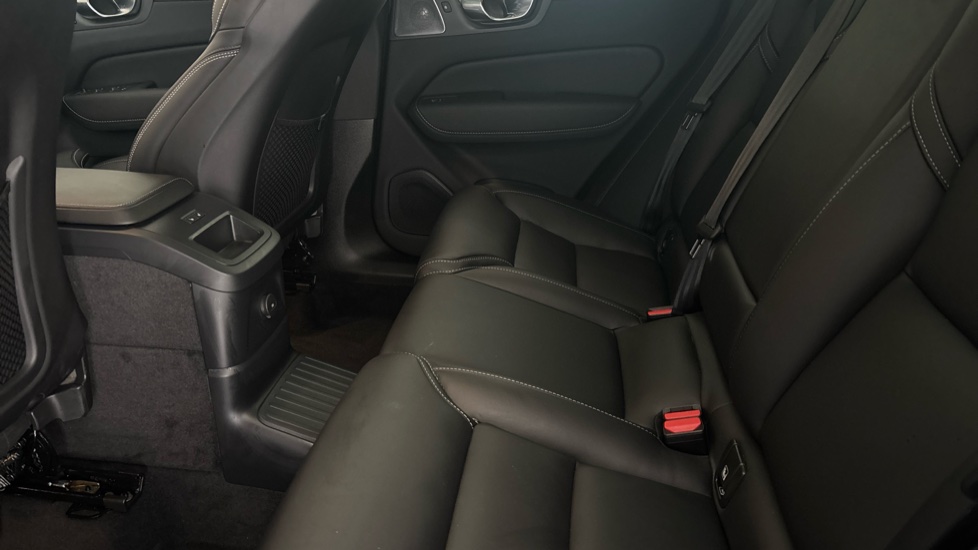 VOLVO XC60 Image 14