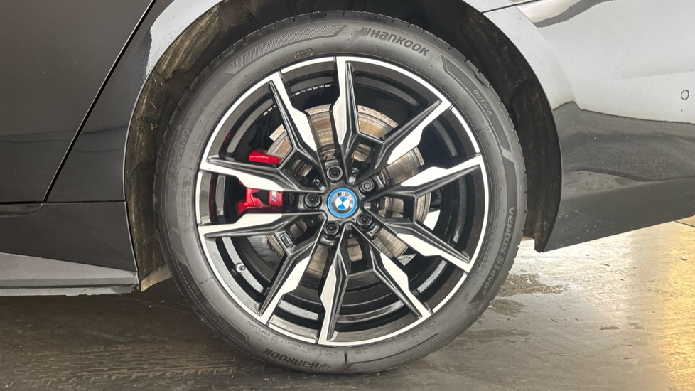 BMW Ix3 Image 18