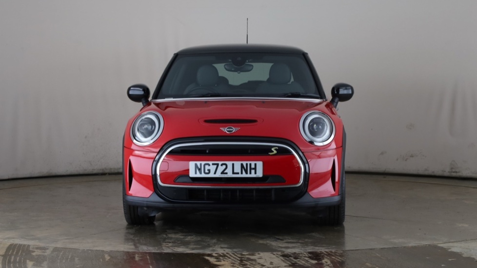 MINI HATCHBACK Image 8