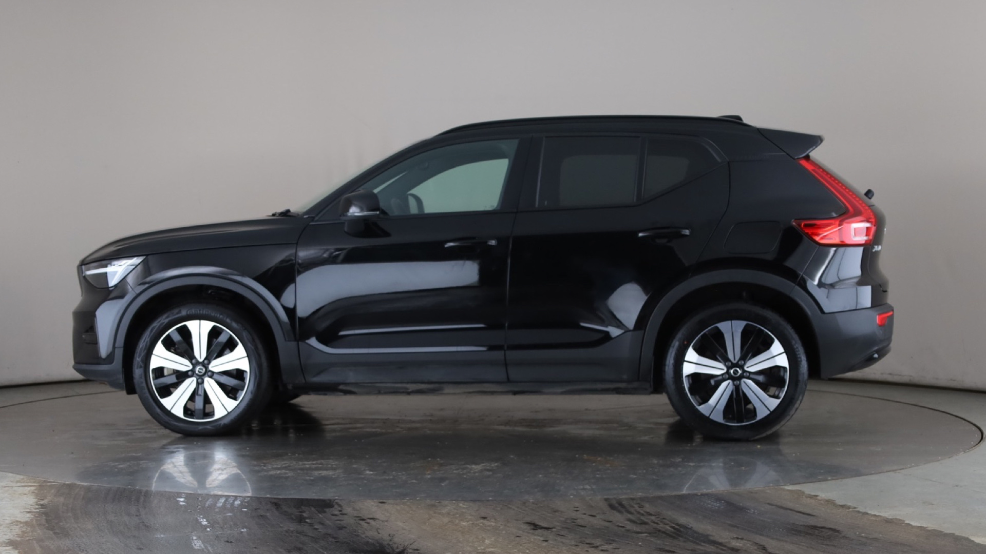 170kW Recharge Core 69kWh 5dr Auto