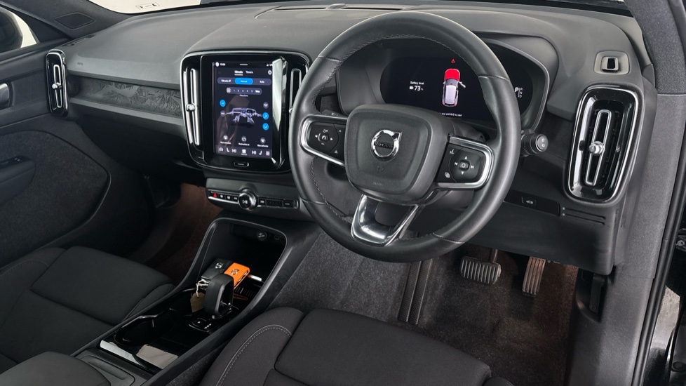 VOLVO XC40 Image 9