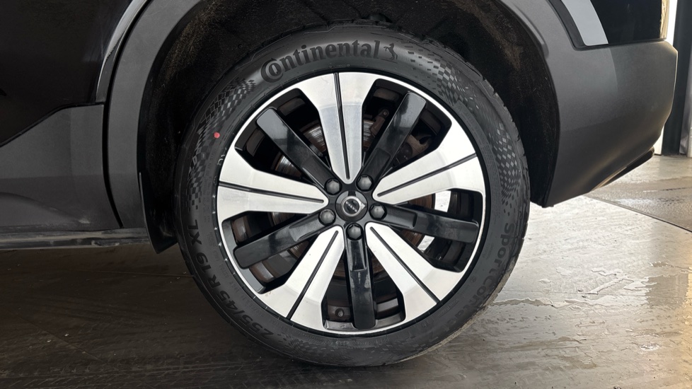 VOLVO XC40 Image 18