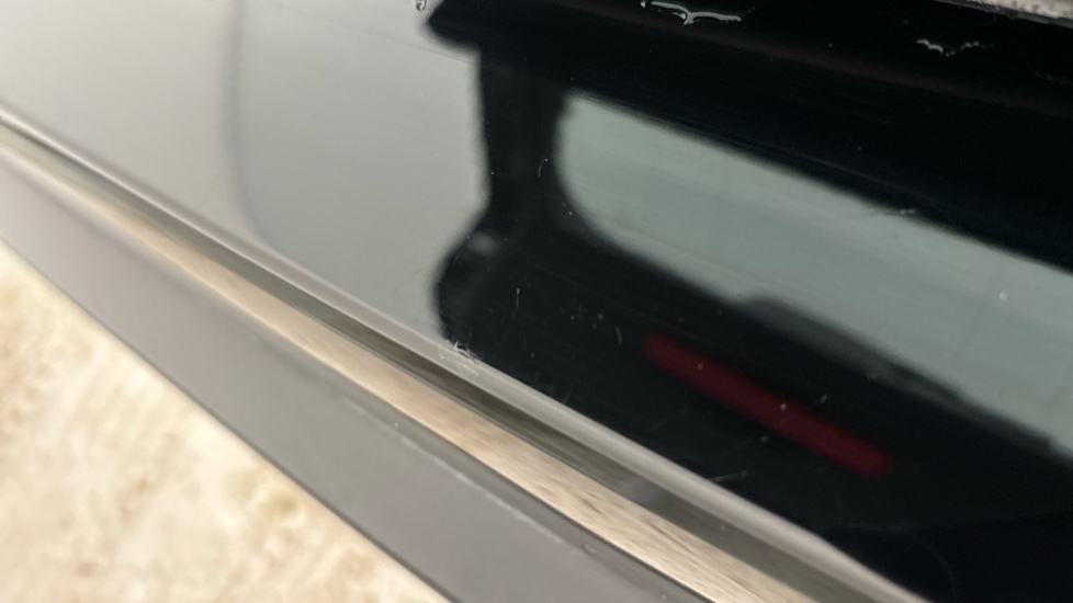 BMW iX1 Chips and scratches