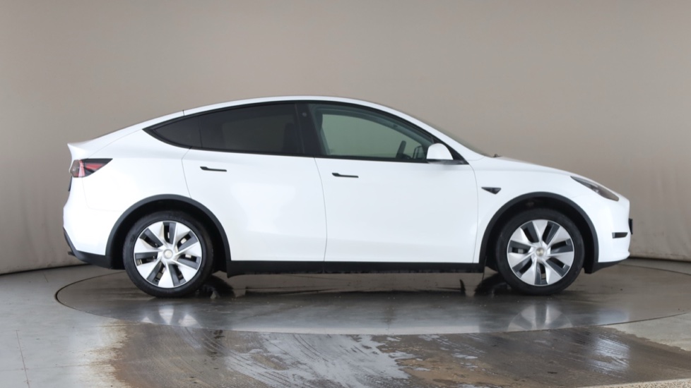 TESLA MODEL Y Image 6