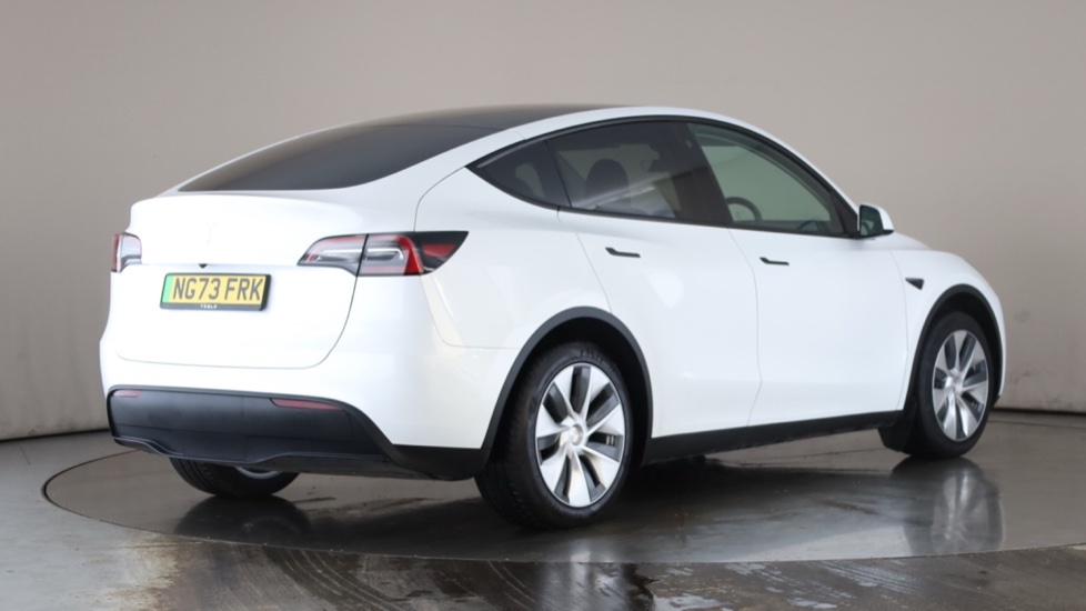 TESLA MODEL Y Image 5
