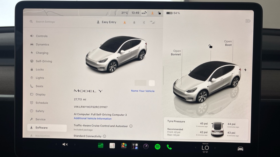 TESLA MODEL Y Image 13