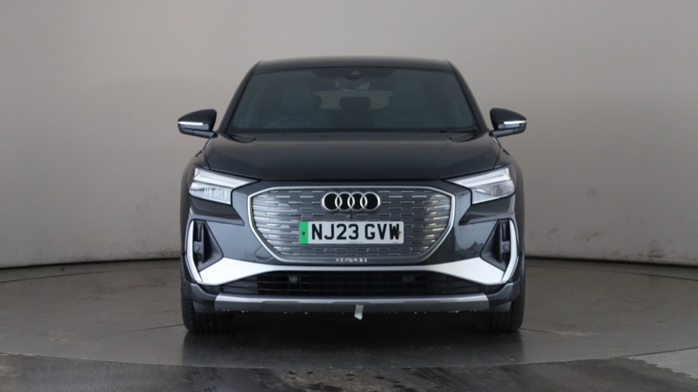 AUDI Q4 Image 8