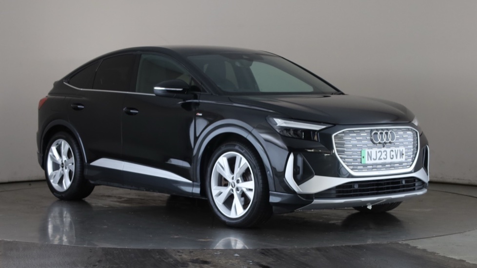 AUDI Q4 Image 7