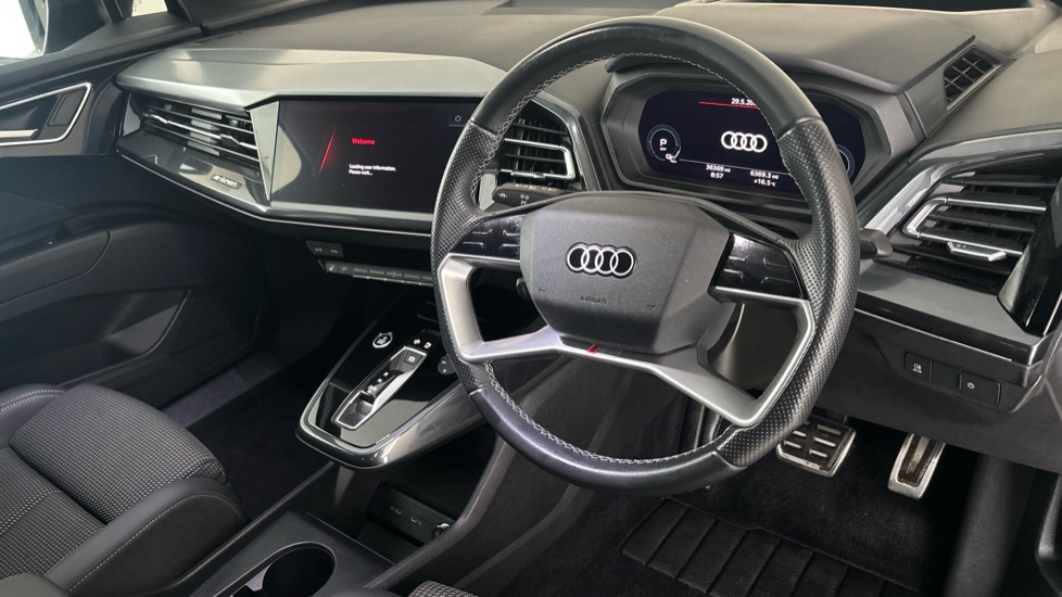 AUDI Q4 Image 9