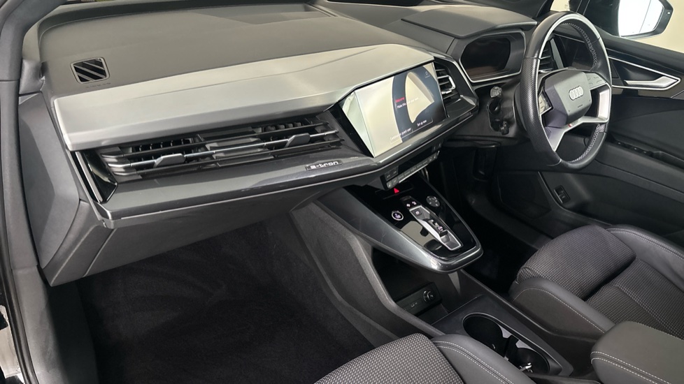 AUDI Q4 Image 10