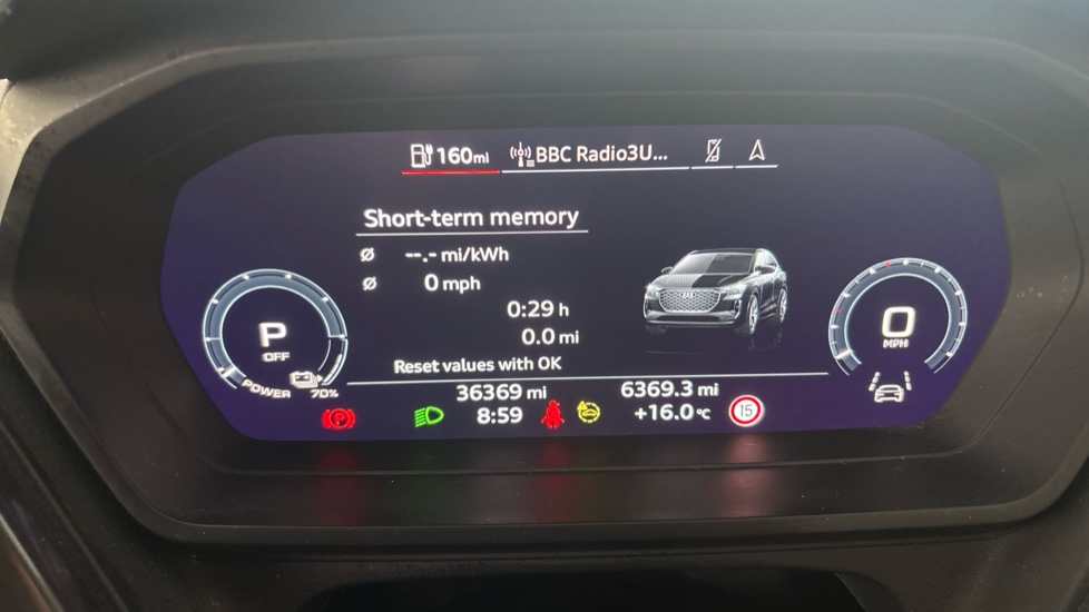 AUDI Q4 Image 13