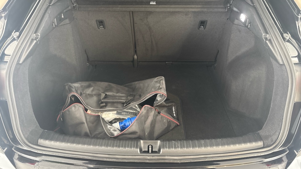 AUDI Q4 Image 15