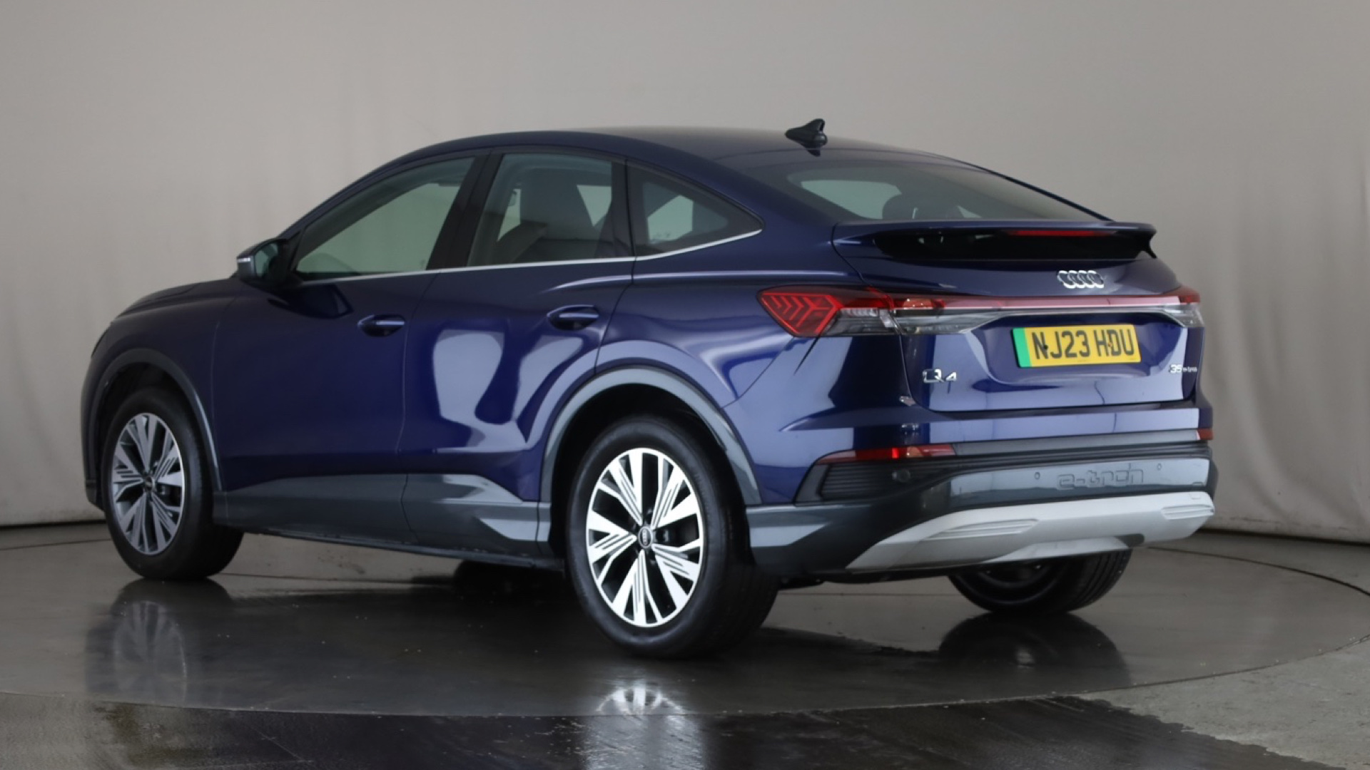 125kW 35 55.52kWh Sport 5dr Auto