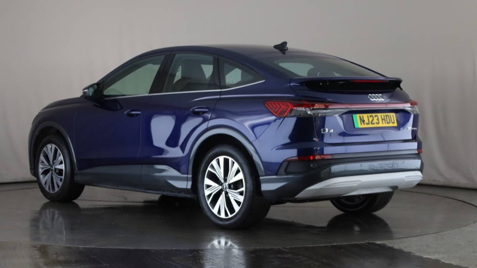 AUDI Q4 Image 3