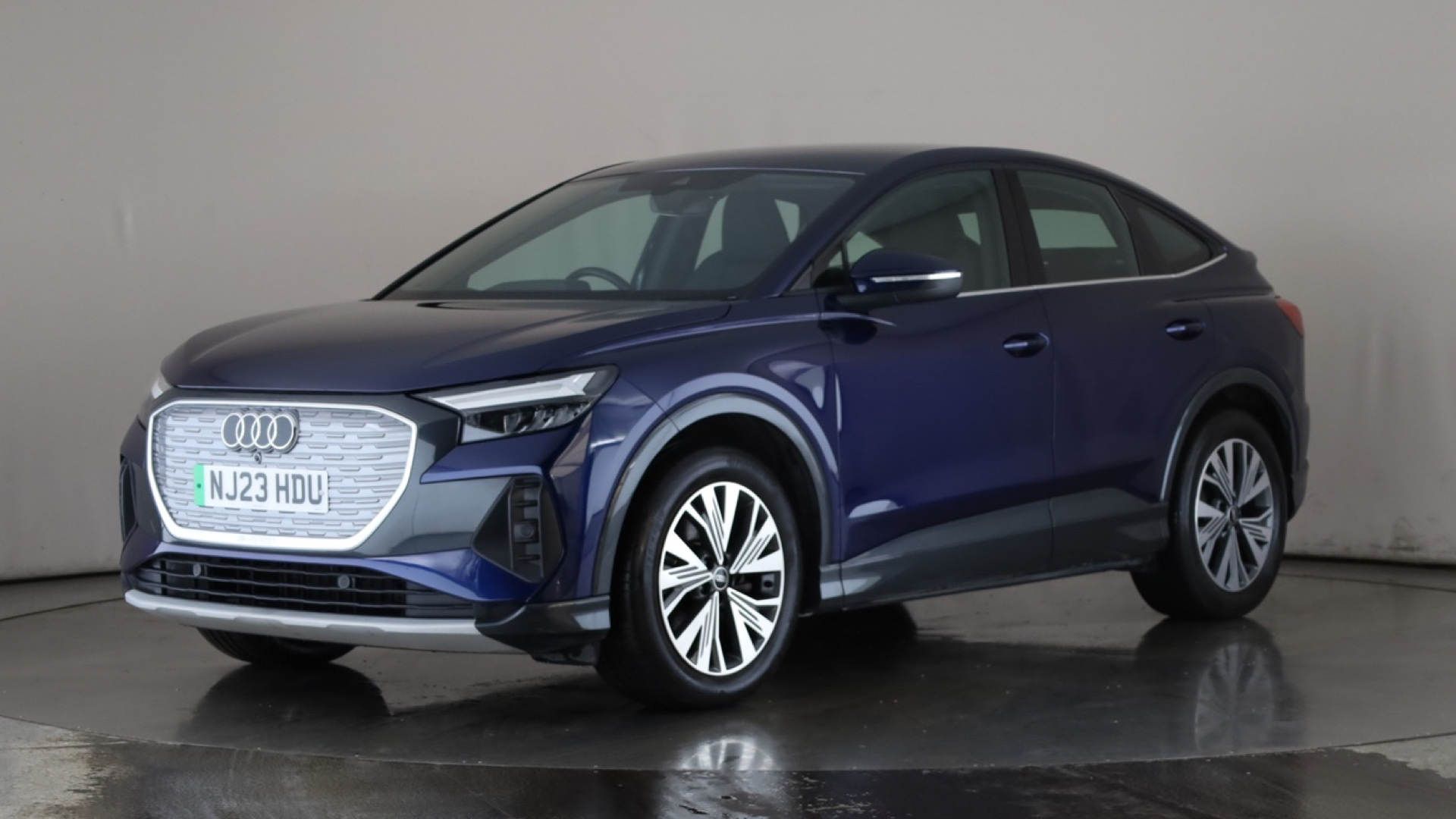 125kW 35 55.52kWh Sport 5dr Auto