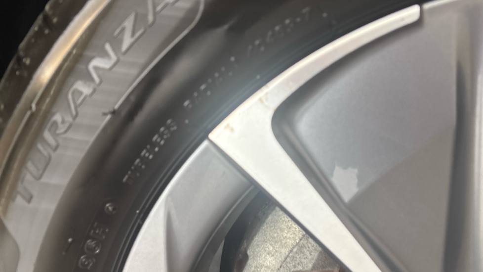 LEXUS UX scuff