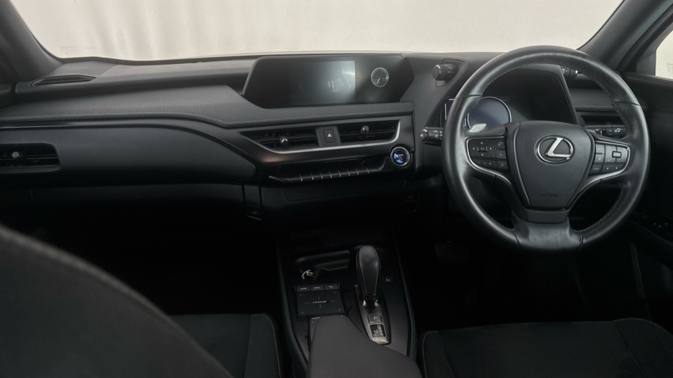LEXUS UX Image 11