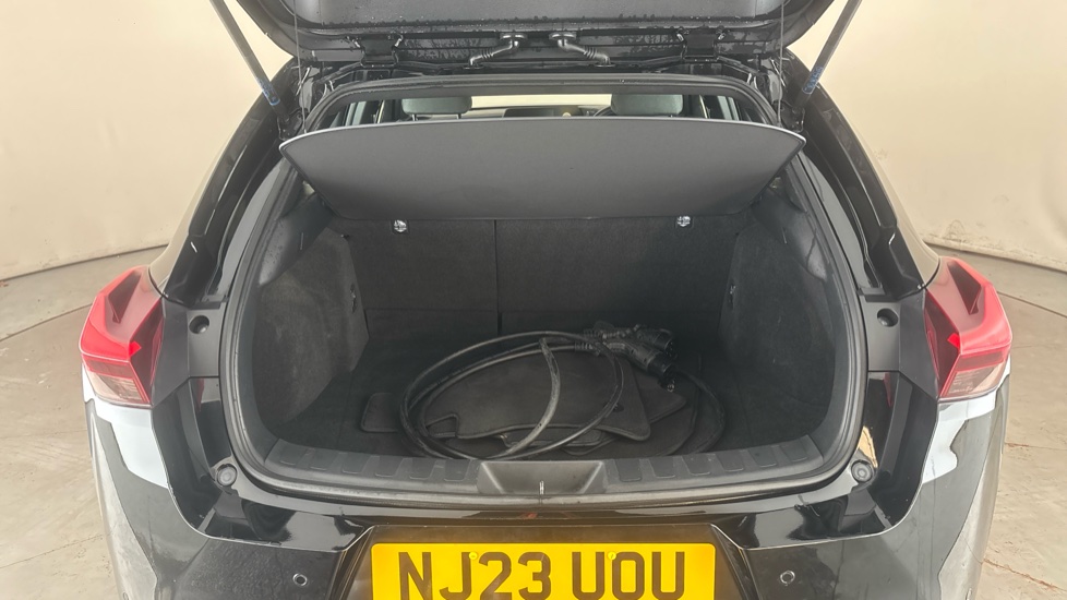 LEXUS UX Image 15
