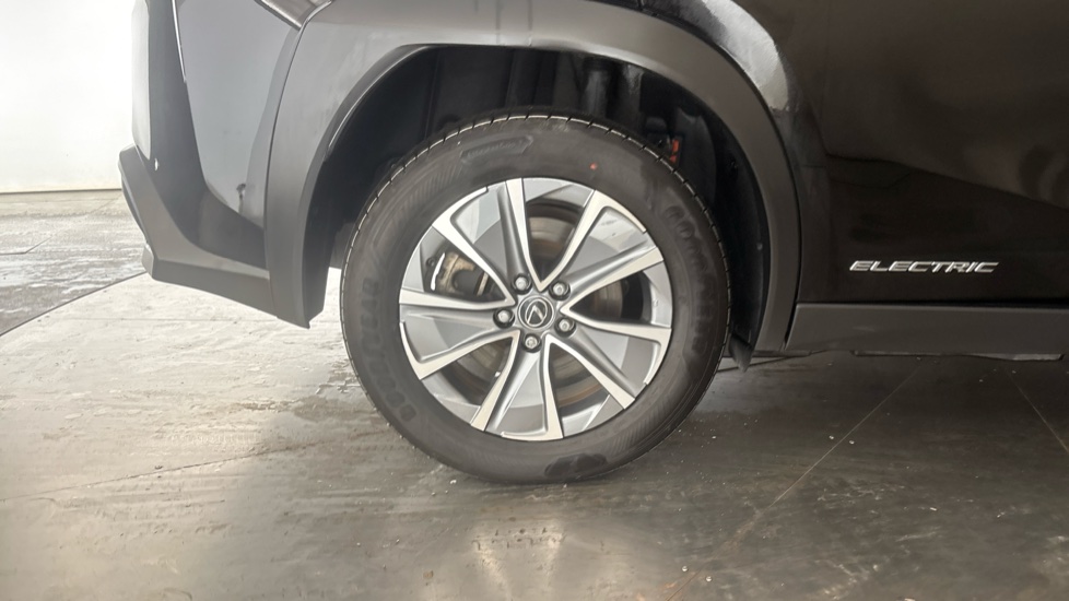 LEXUS UX Image 19