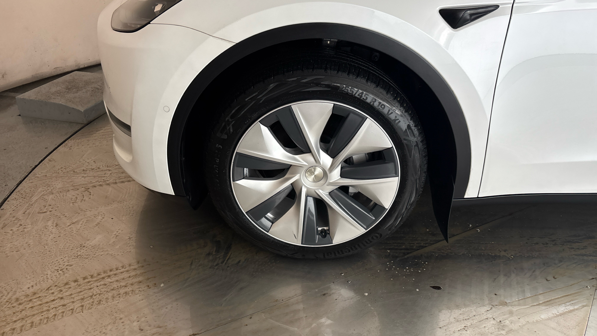 4027514 Long Range AWD 5dr Auto