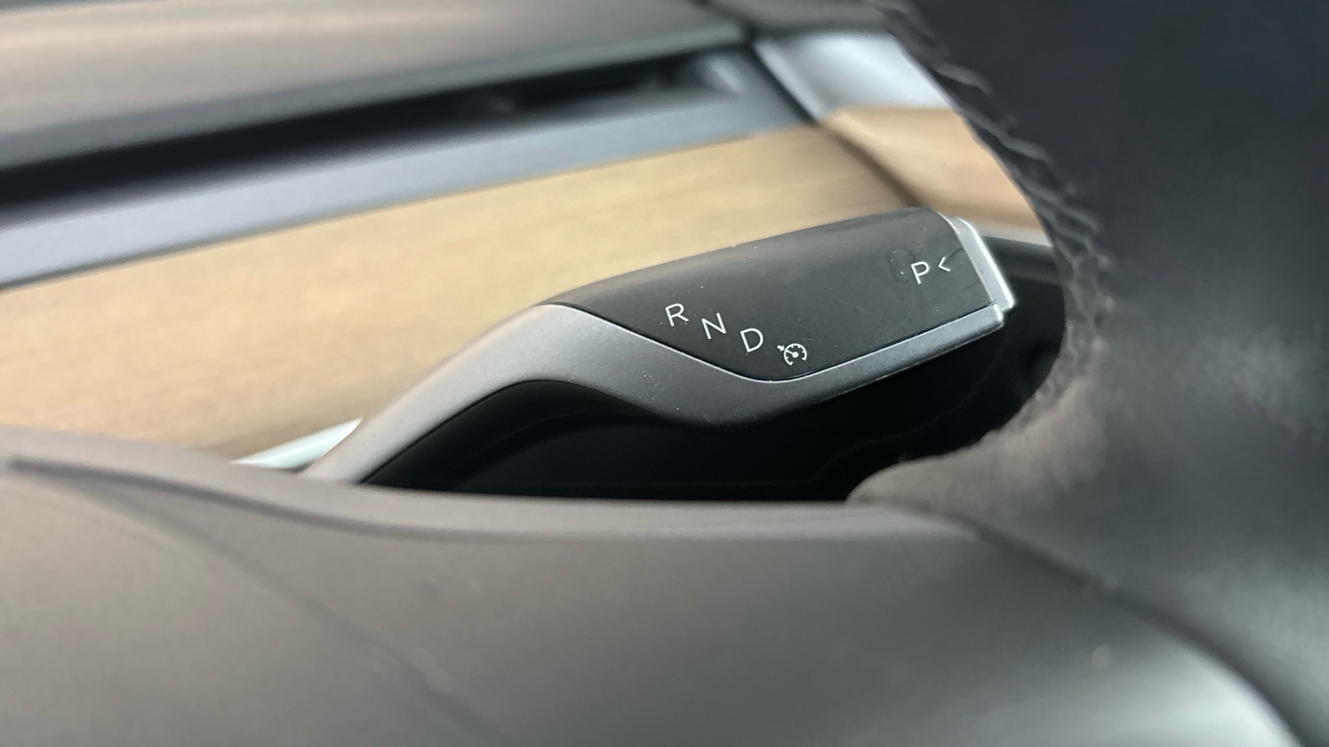 4027514 Long Range AWD 5dr Auto