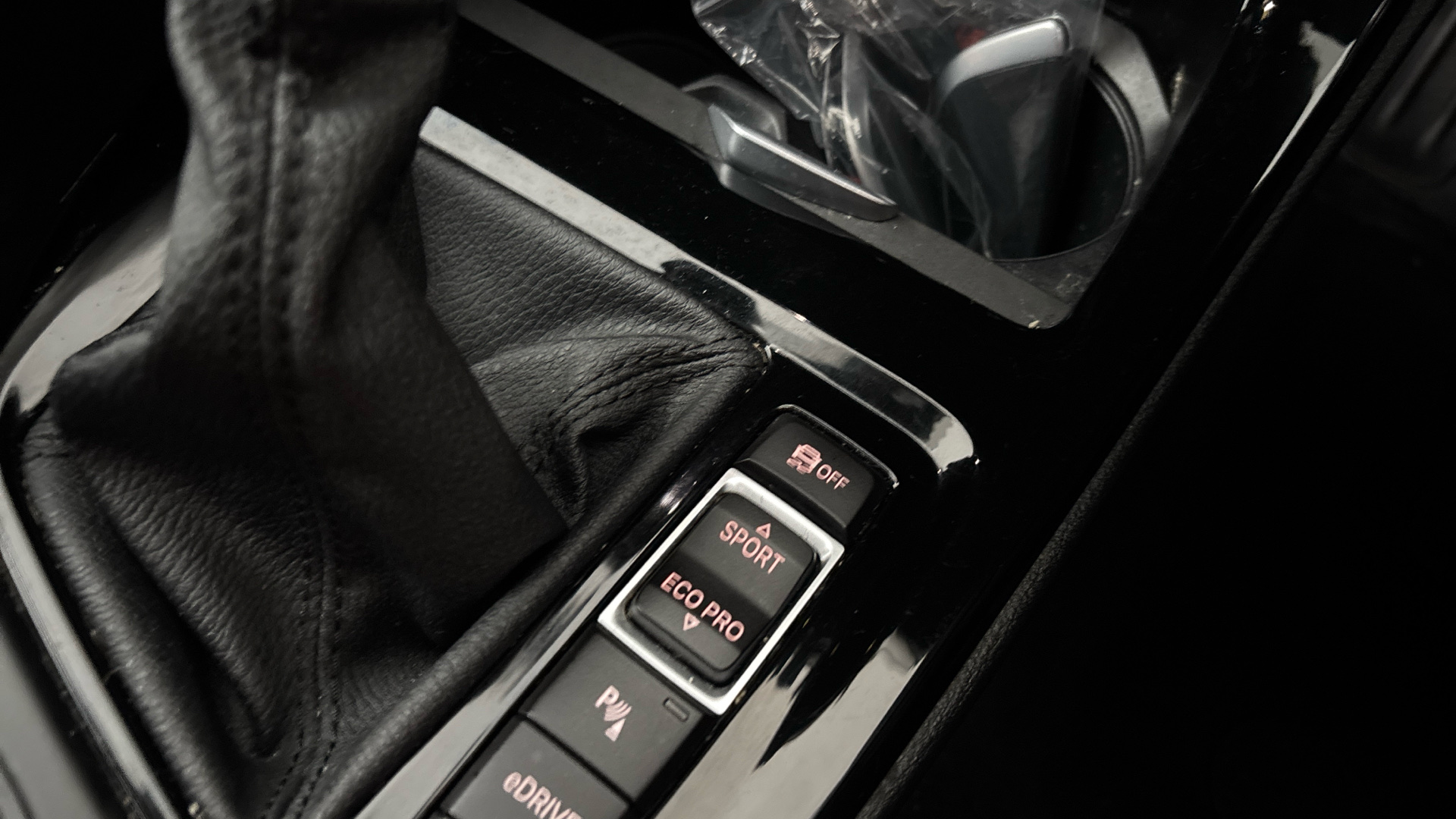 4020778 xDrive 25e M Sport 5dr Auto [Tech Pack II]