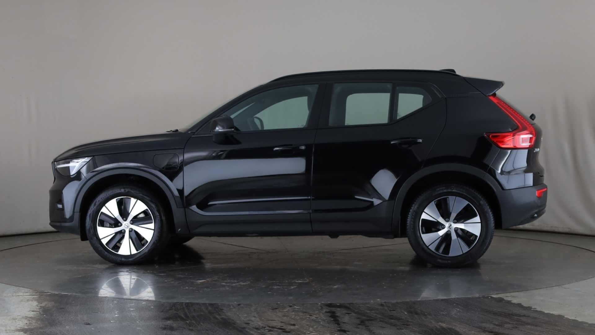 1.5 T4 Recharge PHEV Plus Dark 5dr Auto