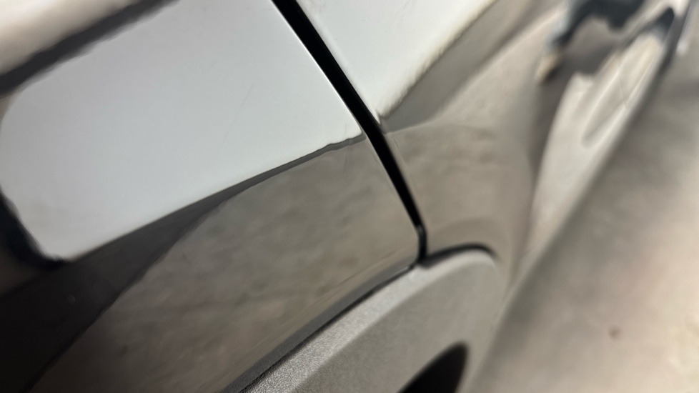 VOLVO XC40 dents