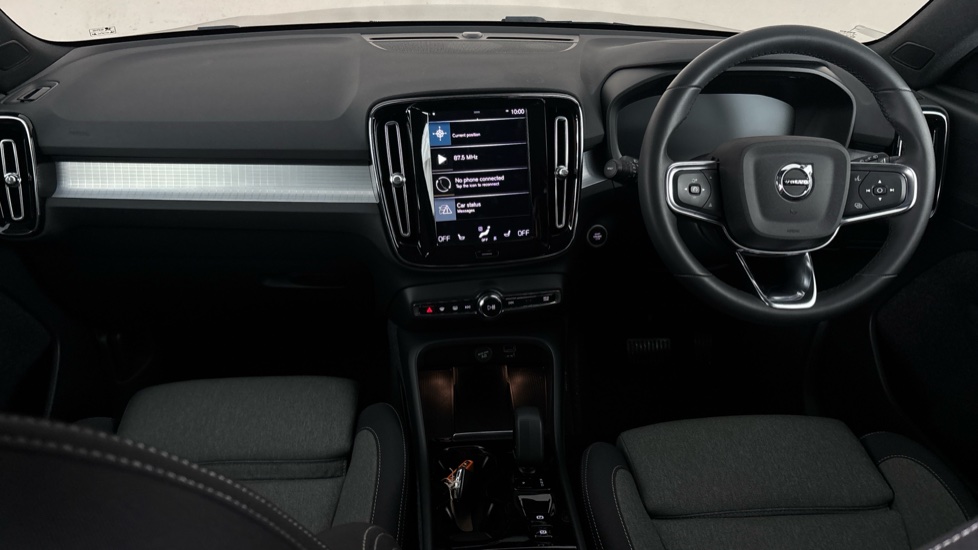 VOLVO XC40 Image 11
