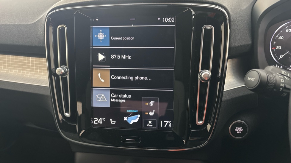 VOLVO XC40 Image 12